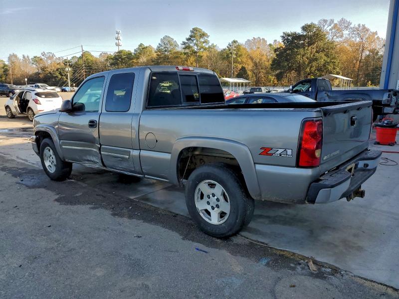 Photo 2 from auction – 2006 CHEVROLET SILVERADO with VIN 1GCEK19B86Z201353