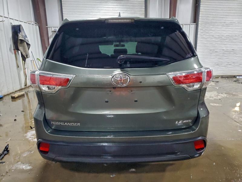 Photo 6 from auction – 2015 TOYOTA HIGHLANDER with VIN 5TDBKRFH0FS172460