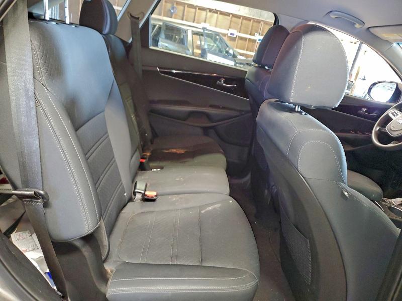 Photo 11 from auction – 2019 KIA SORENTO L with VIN 5XYPGDA37KG525922