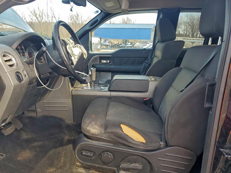 Photo 7 from auction – 2004 FORD F150 with VIN 1FTPX14564FA15711