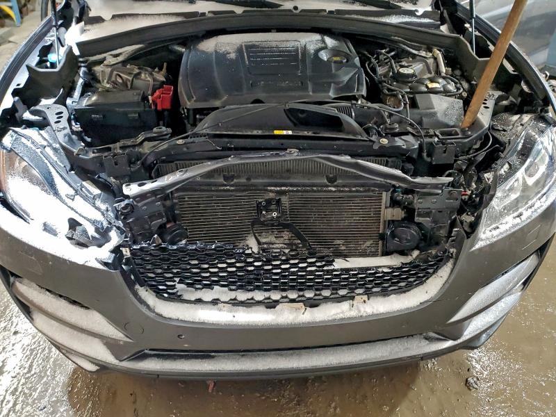 Photo 12 from auction – 2019 JAGUAR F-PACE PRE with VIN SADCJ2FX3KA610308
