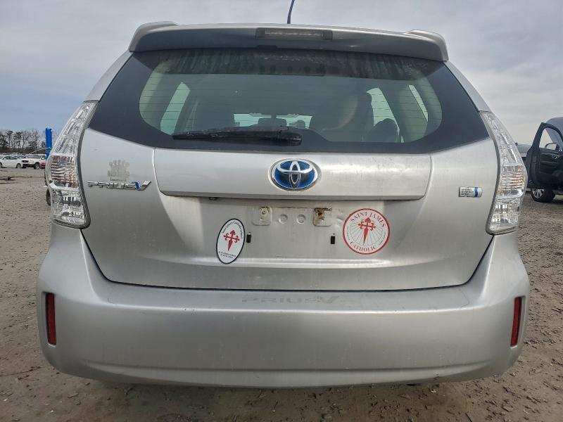 Photo 6 from auction – 2012 TOYOTA PRIUS V with VIN JTDZN3EU8C3023017
