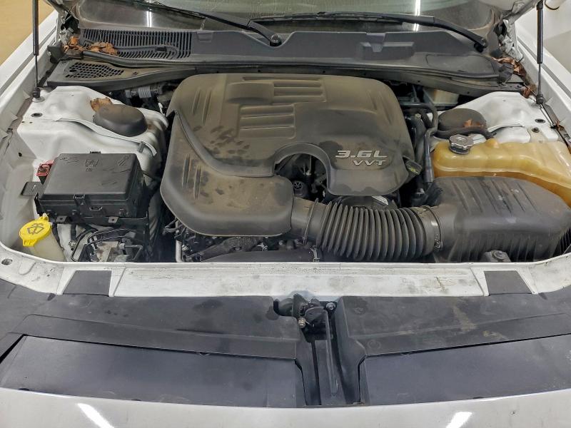 Photo 11 from auction – 2019 DODGE CHALLENGER with VIN 2C3CDZAG8KH642048
