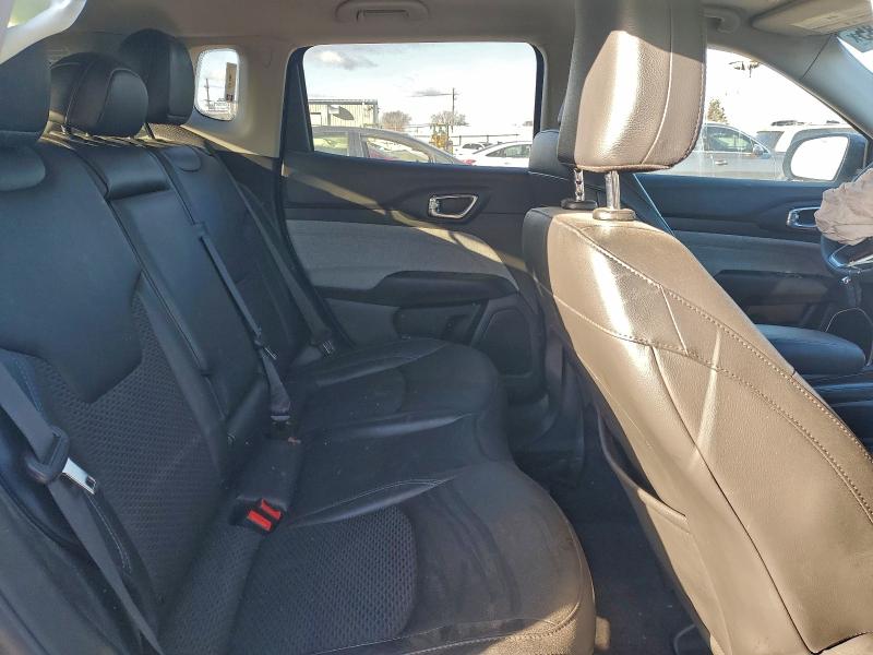 Photo 10 from auction – 2022 JEEP COMPASS LA with VIN 3C4NJCBB2NT229065