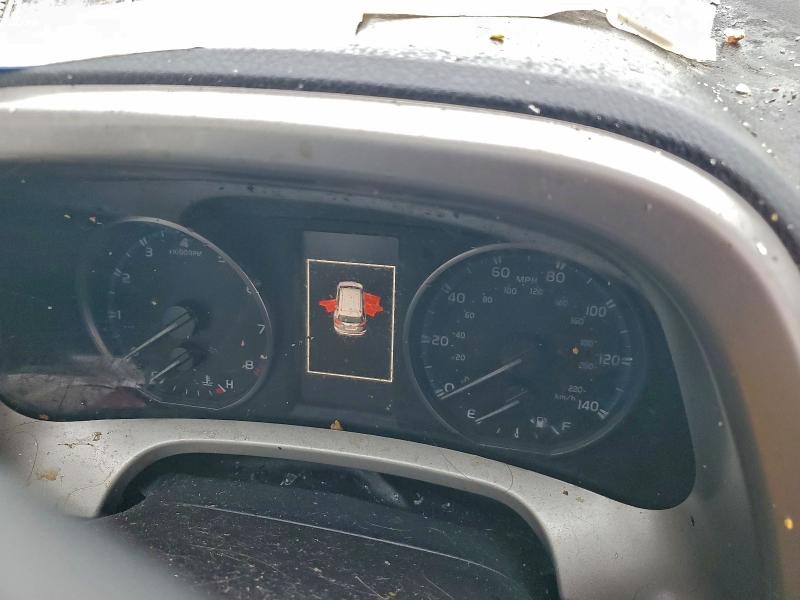 Photo 9 from auction – 2018 TOYOTA RAV4 LE with VIN 2T3BFREV8JW739436