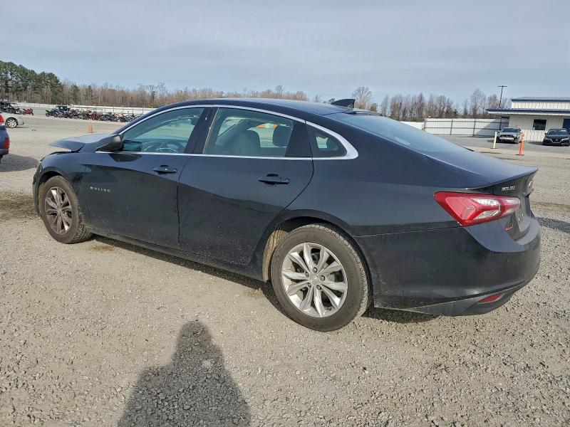 Photo 2 from auction – 2020 CHEVROLET MALIBU LT with VIN 1G1ZD5STXLF060071