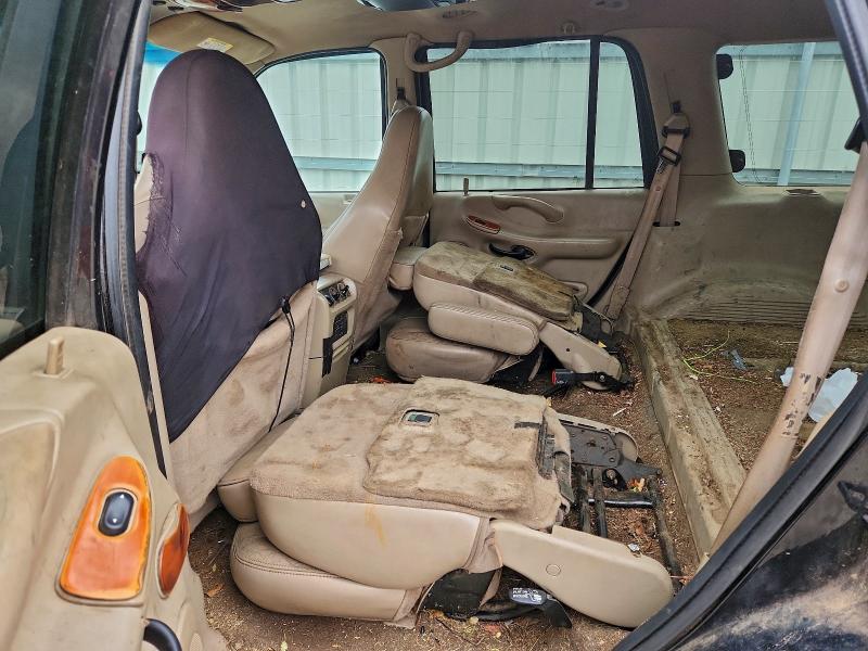 Photo 11 from auction – 2001 FORD EXPEDITION with VIN 1FMEU17L31LA82673