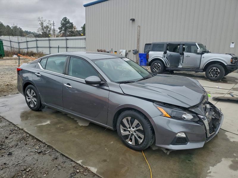 Photo 4 from auction – 2022 NISSAN ALTIMA S with VIN 1N4BL4BV4NN325475