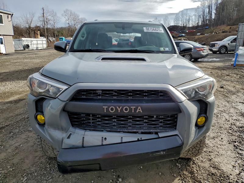 Photo 5 from auction – 2017 TOYOTA 4RUNNER SR with VIN JTEBU5JR0H5461393