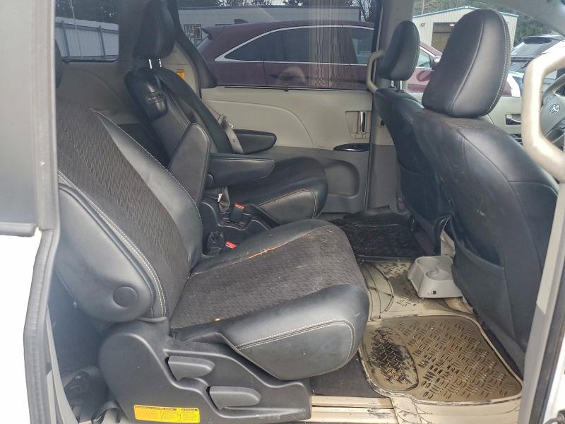 Photo 11 from auction – 2014 TOYOTA SIENNA SPO with VIN 5TDXK3DCXES498808