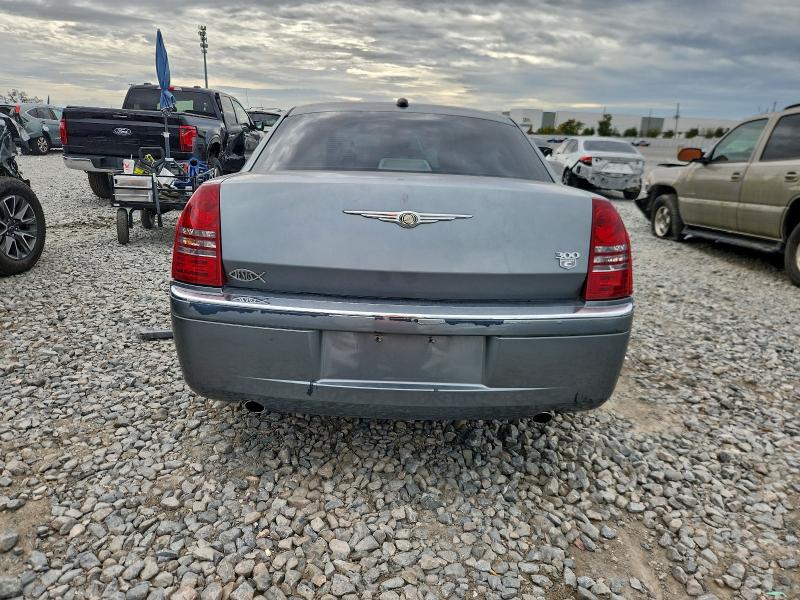 Photo 6 from auction – 2006 CHRYSLER 300C with VIN 2C3KA63H36H165687