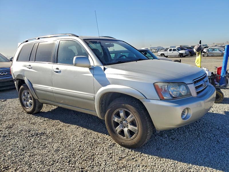 Photo 4 from auction – 2002 TOYOTA HIGHLANDER with VIN JTEGF21A120037010