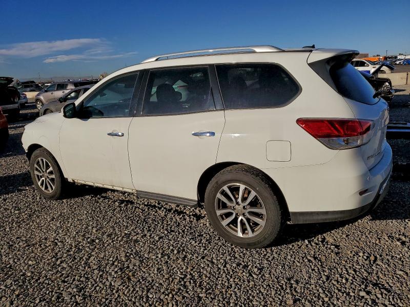 Photo 2 from auction – 2015 NISSAN PATHFINDER with VIN 5N1AR2MN6FC666293