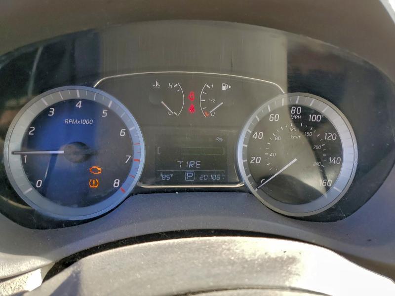 Photo 9 from auction – 2014 NISSAN SENTRA S with VIN 3N1AB7AP1EY295953