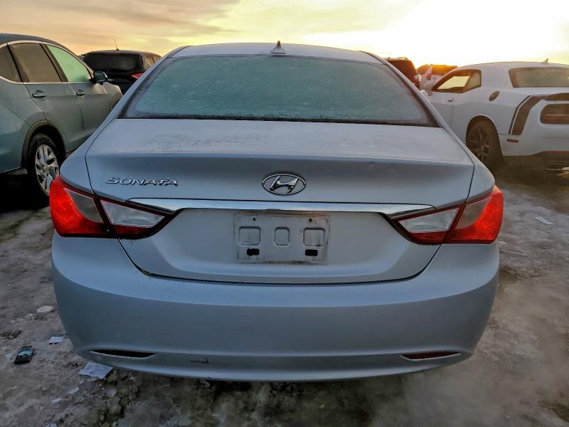 Photo 6 from auction – 2013 HYUNDAI SONATA GLS with VIN 5NPEB4AC0DH720309
