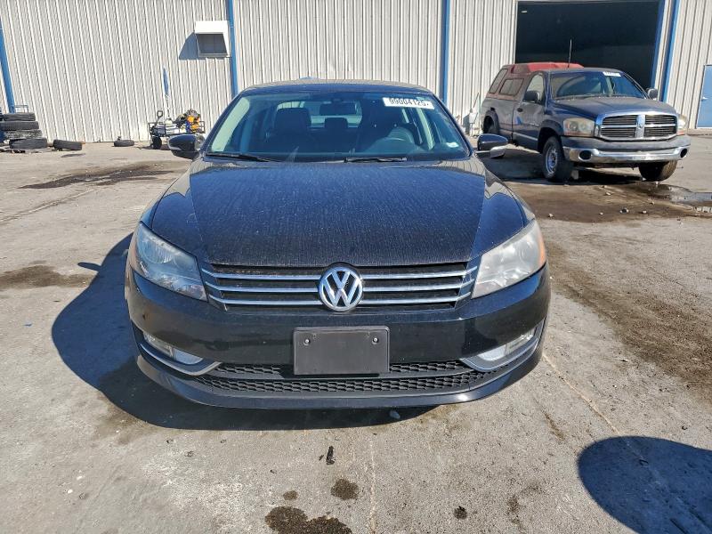 Photo 5 from auction – 2015 VOLKSWAGEN PASSAT SE with VIN 1VWBS7A32FC026608
