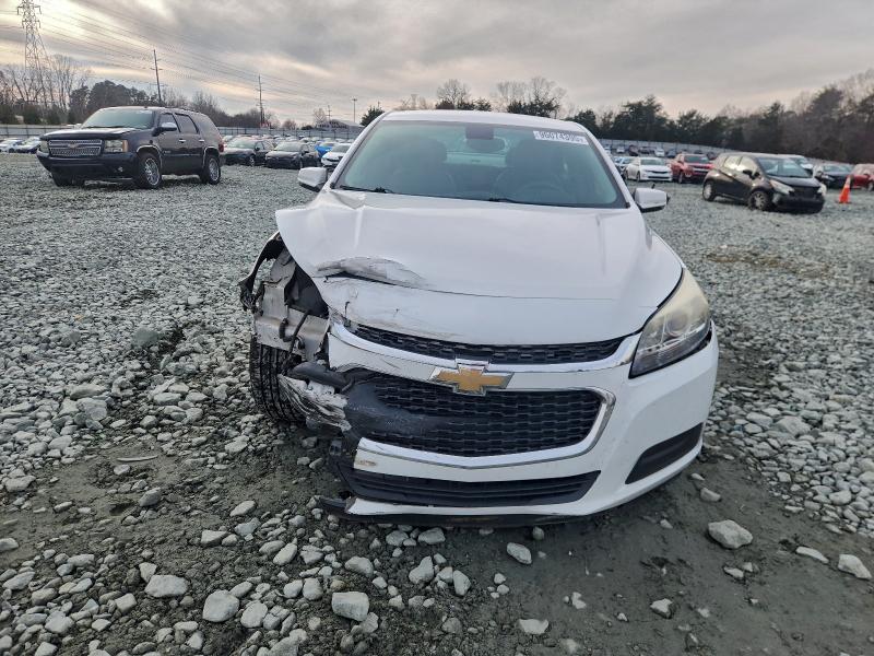 Photo 5 from auction – 2015 CHEVROLET MALIBU 1LT with VIN 1G11C5SL2FF345559
