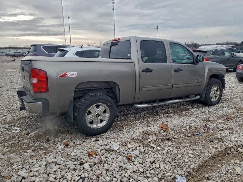 Photo 3 from auction – 2013 CHEVROLET SILVERADO with VIN 3GCPKSE78DG329007