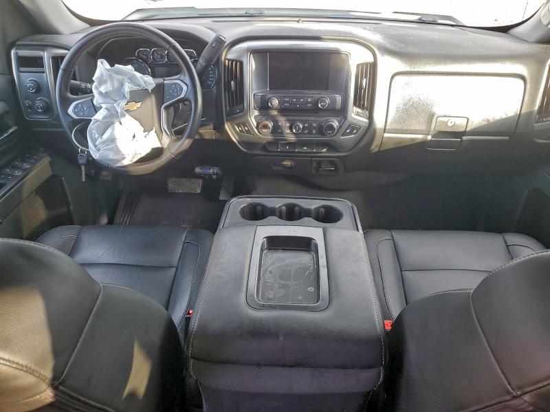 Photo 8 from auction – 2018 CHEVROLET SILVERADO with VIN 3GCUKREC3JG572518