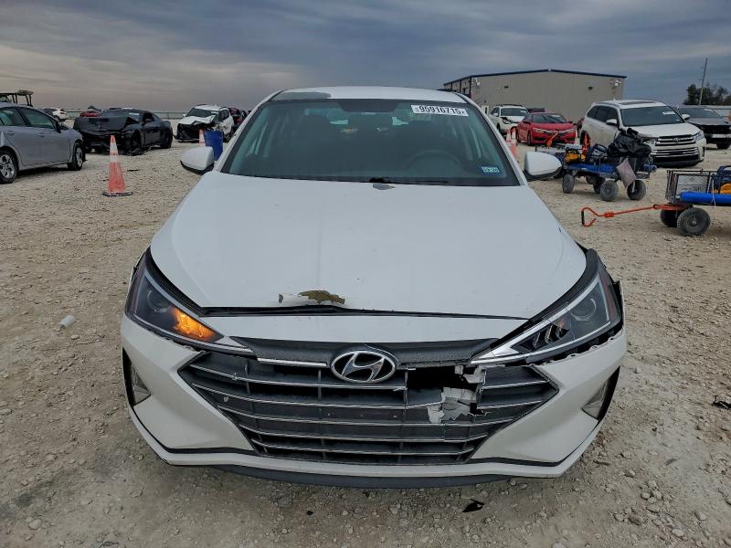 Photo 5 from auction – 2019 HYUNDAI ELANTRA SE with VIN 5NPD74LF2KH473554
