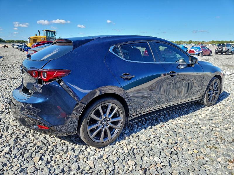 Foto 3 de la subasta – 2024 MAZDA 3 con VIN JM1BPAKM4R1716479