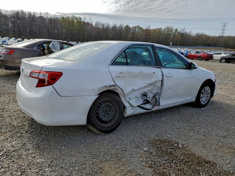 Photo 3 from auction – 2014 TOYOTA CAMRY L with VIN 4T4BF1FK0ER431462