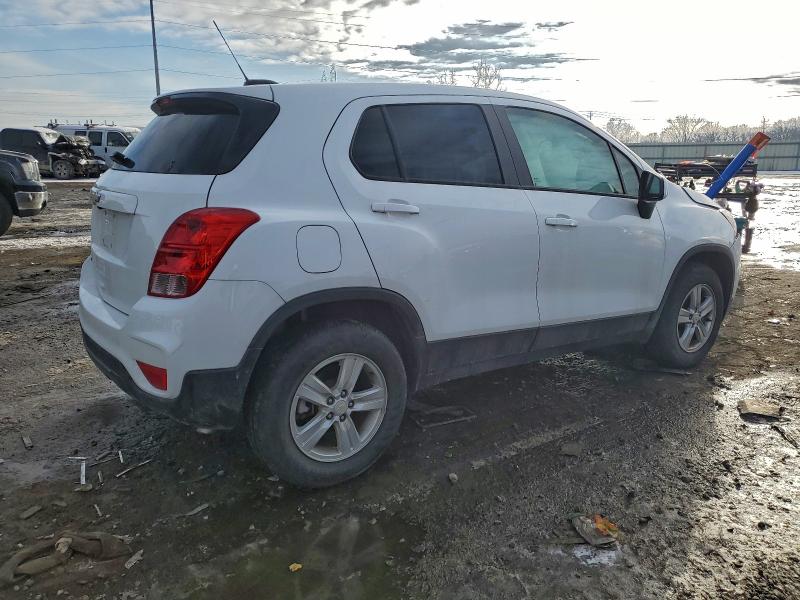 Photo 3 from auction – 2022 CHEVROLET TRAX LS with VIN KL7CJNSM5NB509534