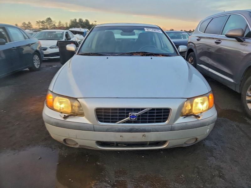 Photo 5 from auction – 2004 VOLVO S60 2.5T with VIN YV1RH59H742408781