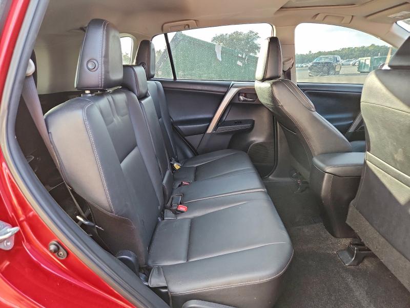 Photo 11 from auction – 2015 TOYOTA RAV4 LIMIT with VIN JTMYFREV4FD069768