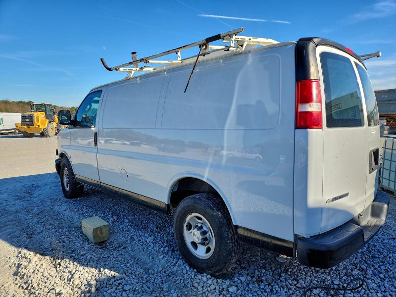 Photo 2 from auction – 2018 CHEVROLET EXPRESS G2 with VIN 1GCWGAFP2J1203015