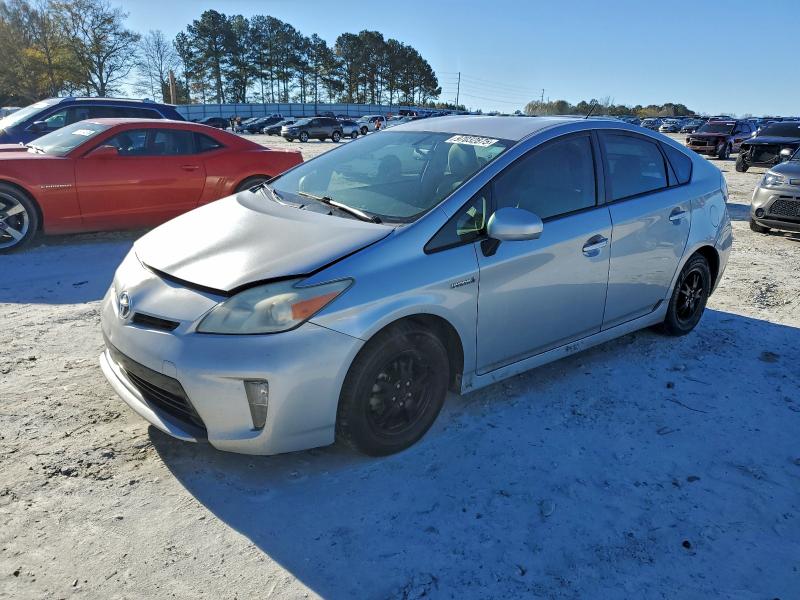 TOYOTA PRIUS 2013 z numerem VIN JTDKN3DU0D0345883 - Zdjęcie z aukcji