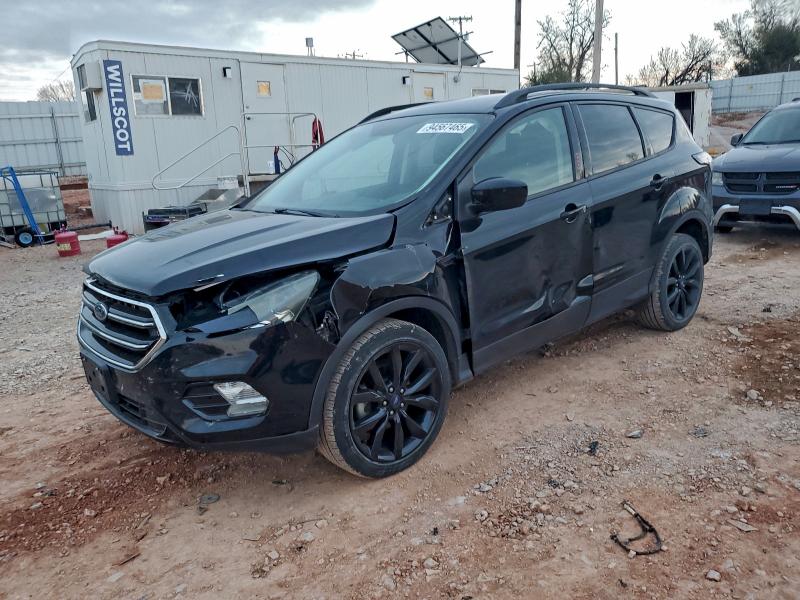 FORD ESCAPE SE 2017 with VIN 1FMCU0GD1HUC10374 - Photo from auction