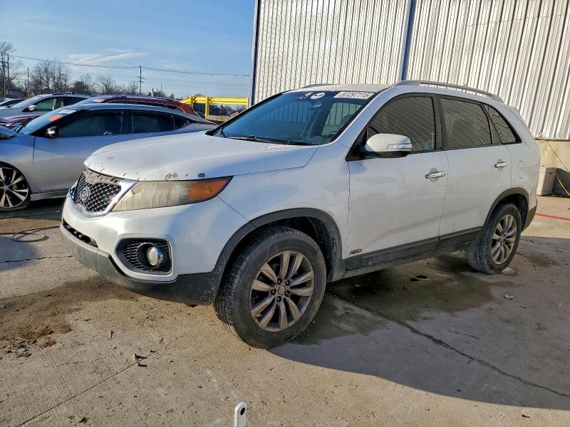 KIA SORENTO EX 2011 with VIN 5XYKUDA22BG087871 - Photo from auction