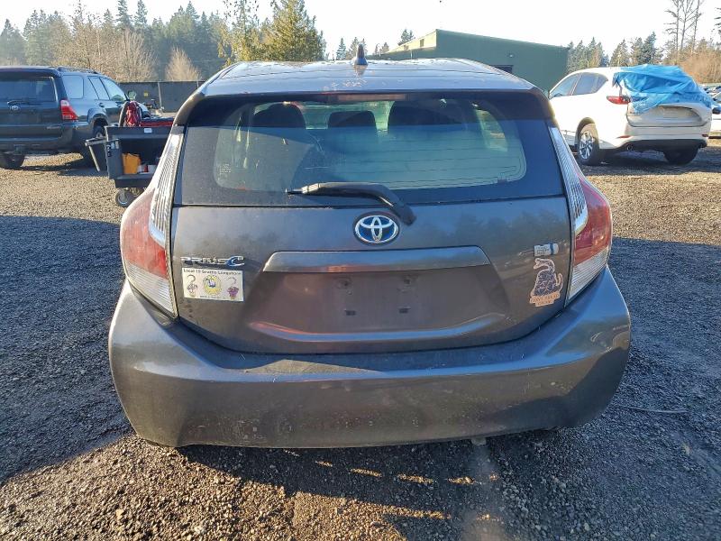 Photo 6 from auction – 2015 TOYOTA PRIUS C with VIN JTDKDTB35F1582055