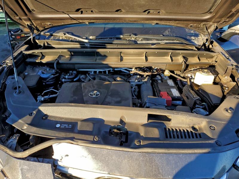 Photo 12 from auction – 2021 TOYOTA HIGHLANDER with VIN 5TDHZRBH7MS084692