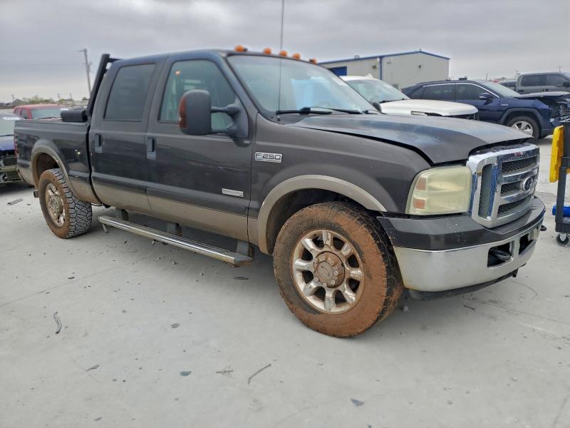Photo 4 from auction – 2007 FORD F250 with VIN 1FTSW20PX7EA52989