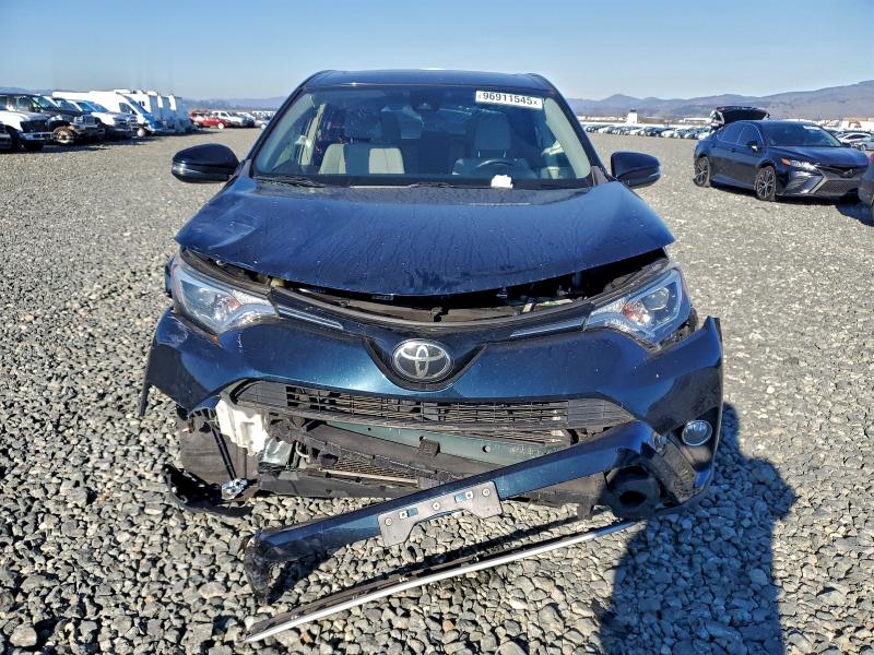 Photo 5 from auction – 2018 TOYOTA RAV4 ADVEN with VIN JTMWFREV2JJ752473