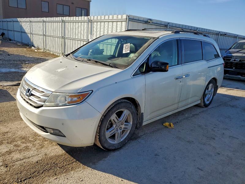 Photo 1 from auction – 2013 HONDA ODYSSEY TO with VIN 5FNRL5H90DB009013