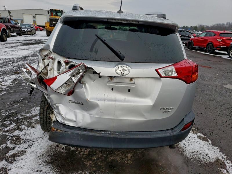 Photo 6 from auction – 2013 TOYOTA RAV4 LIMIT with VIN 2T3DFREV9DW097497