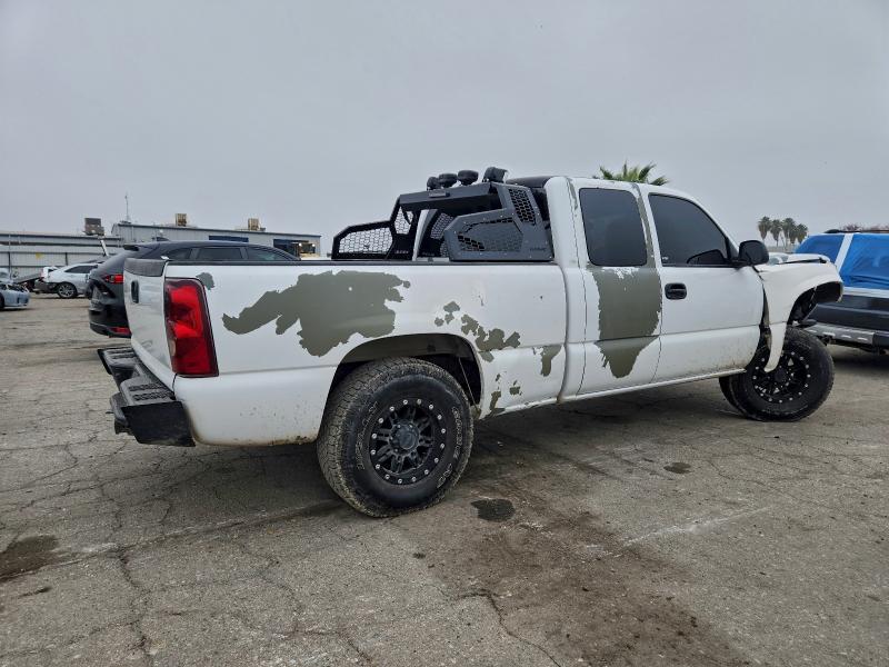 Photo 3 from auction – 2003 CHEVROLET SILVERADO with VIN 2GCEC19X931116132