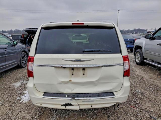 Photo 6 from auction – 2011 CHRYSLER TOWN & COU with VIN 2A4RR5DG5BR746500