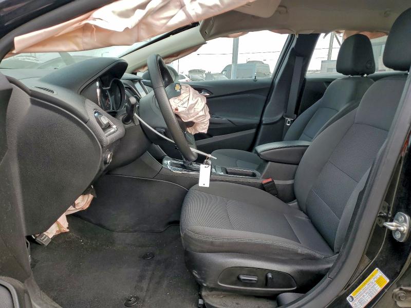 Photo 7 from auction – 2018 CHEVROLET CRUZE LT with VIN 3G1BE6SM7JS655403