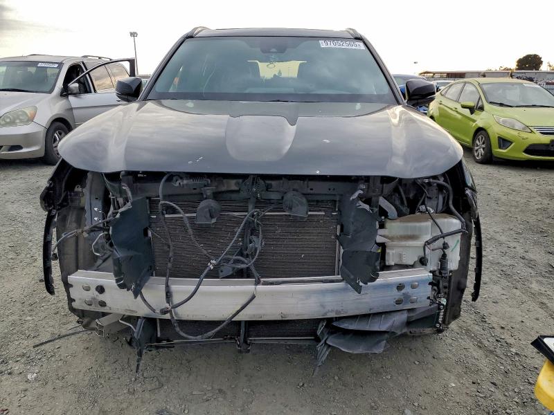 Photo 5 from auction – 2021 TOYOTA HIGHLANDER with VIN 5TDLZRBH3MS157583