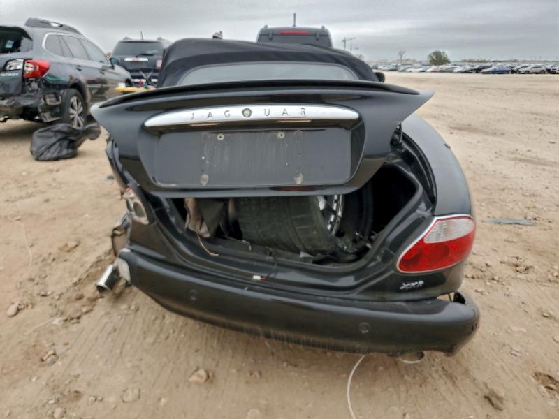 Photo 6 from auction – 2002 JAGUAR XKR with VIN SAJDA42B52PA28525