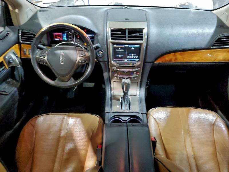 Photo 8 from auction – 2011 LINCOLN MKX with VIN 2LMDJ6JK9BBJ03789