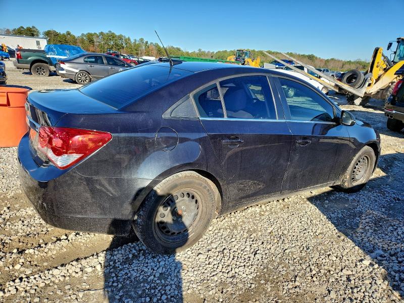 Photo 3 from auction – 2012 CHEVROLET CRUZE LS with VIN 1G1PC5SH3C7326028