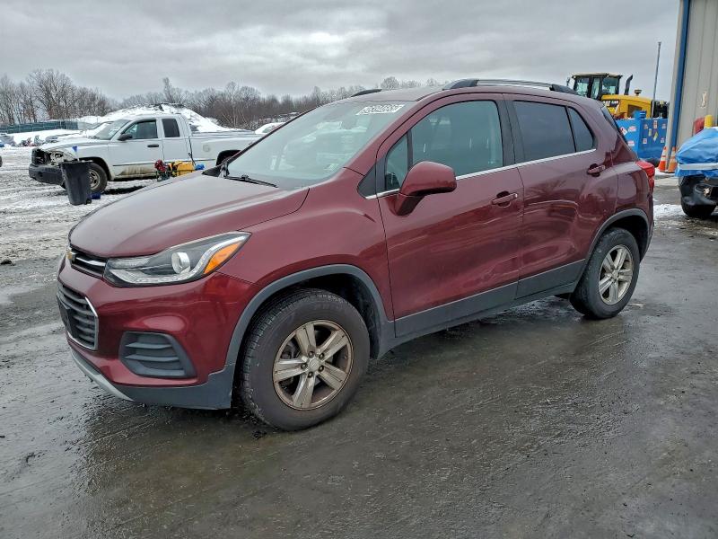 CHEVROLET TRAX 2017 with VIN 3GNCJPSB2HL169427 - Photo from auction