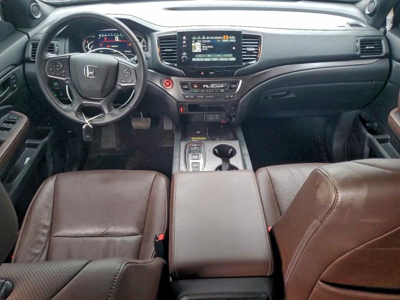 Photo 8 from auction – 2025 HONDA PASSPORT E with VIN 5FNYF8H57SB002297