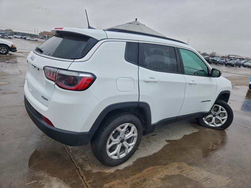 Photo 3 from auction – 2025 JEEP COMPASS with VIN 3C4NJDBN9ST560639