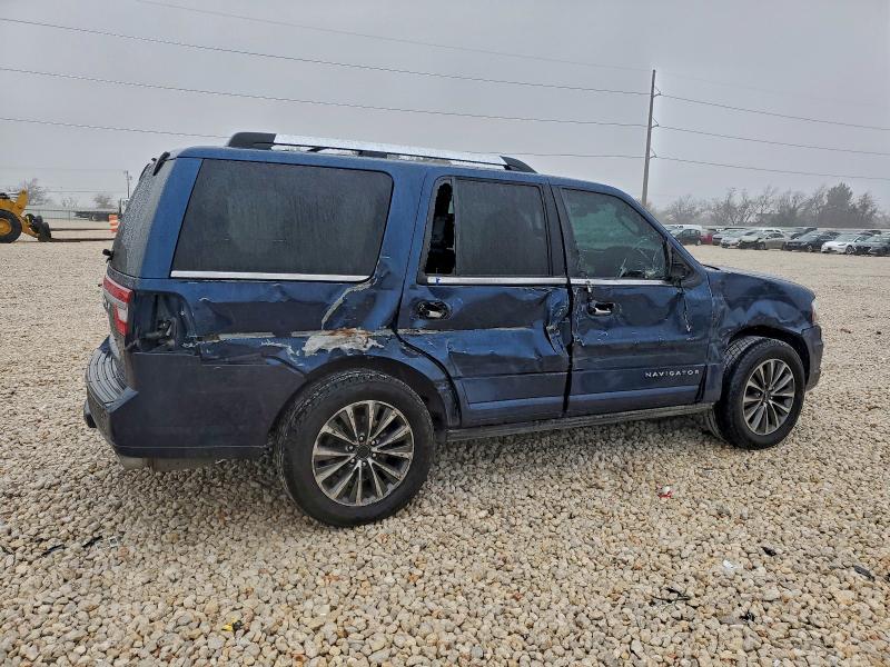 Photo 3 from auction – 2017 LINCOLN NAVIGATOR with VIN 5LMJJ2JT3HEL09958